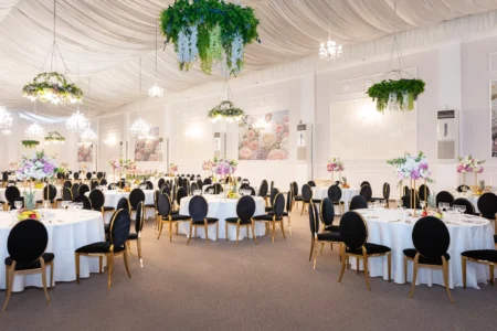 Aranjament la mesele de nunta