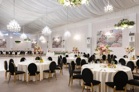 Aranjamente florale si mese de nunta salon Secret Garden