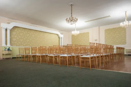 Vedere laterala in sala de conferinte #4